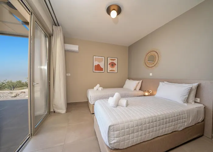 Villa Katoikia Mia By *