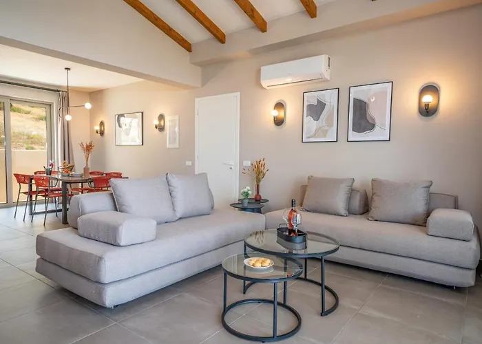 Villa Katoikia Mia By *